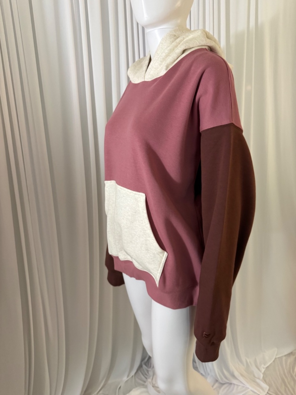 Fabletics Colorblock Pullover Hoodie Sweatshirt Mauve Brown Oatmeal Size XL NWOT - Picture 8 of 16